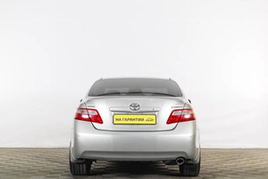 Седан Toyota Camry 2011 года, 1439000 рублей, Тюмень