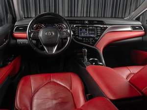 Седан Toyota Camry US Market 2018 года, 2869000 рублей, Тюмень