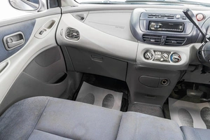 Минивэн Nissan Tino 2002 года, 299000 рублей, Барнаул