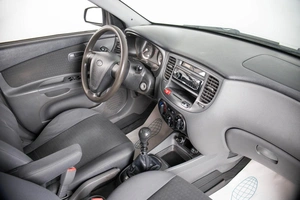 Хетчбэк Kia Rio 2006 года, 449000 рублей, Пермь