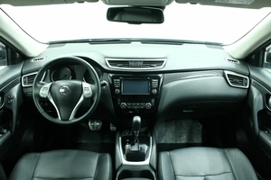 Внедорожник Nissan X-Trail 2017 года, 1990000 рублей, Красноярск