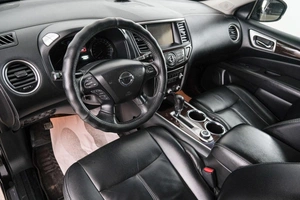 Внедорожник Nissan Pathfinder 2015 года, 1989000 рублей, Красноярск