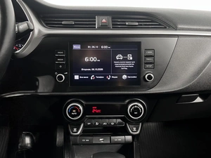 Седан Kia Rio 2021 года, 1620000 рублей, Казань