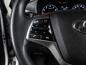 Седан Hyundai Solaris 2022 года, 1468000 рублей, Воронеж