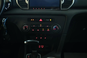 Внедорожник Kia Sportage 2016 года, 1989000 рублей, Омск