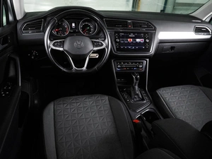 Внедорожник Volkswagen Tiguan 2021 года, 2219040 рублей, Воронеж