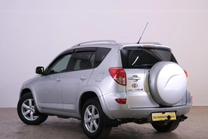 Внедорожник Toyota RAV4 2007 года, 1499000 рублей, Омск