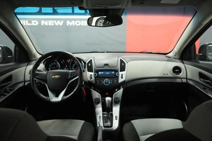 Седан Chevrolet Cruze 2013 года, 1040000 рублей, Курск