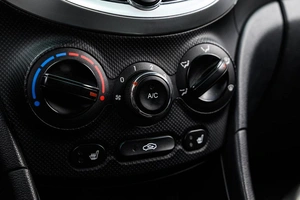 Седан Hyundai Solaris 2013 года, 750000 рублей, Ульяновск