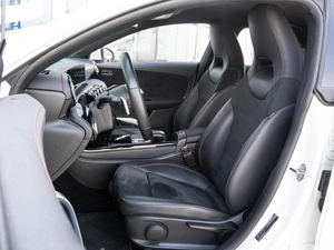 Седан Mercedes-benz CLA-класс 2019 года, 3750000 рублей, Краснодар