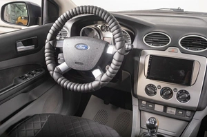 Хетчбэк Ford Focus 2010 года, 599000 рублей, Томск
