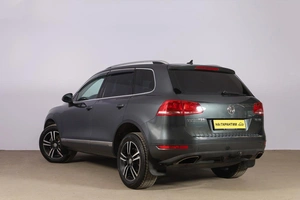 Внедорожник Volkswagen Touareg 2010 года, 2099000 рублей, Новосибирск