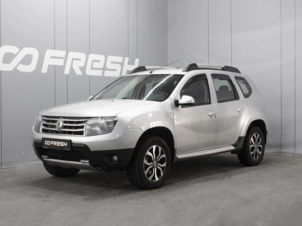 Внедорожник Renault Duster 2013 года, 950000 рублей, Омск