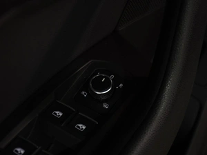 Внедорожник Volkswagen Touareg 2019 года, 7999000 рублей, Воронеж