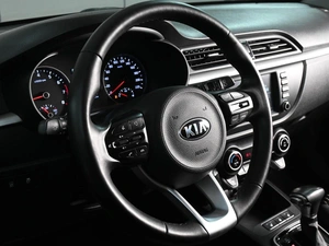 Хетчбэк Kia Rio X-Line 2018 года, 1659000 рублей, Аксай