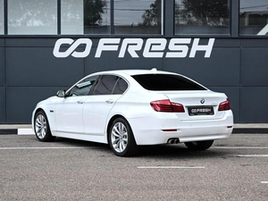 Седан BMW 5 серия 2015 года, 1999000 рублей, Кирилловка