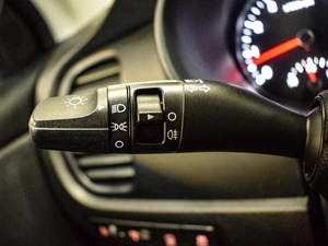 Седан Kia Rio 2017 года, 1050000 рублей, Муром