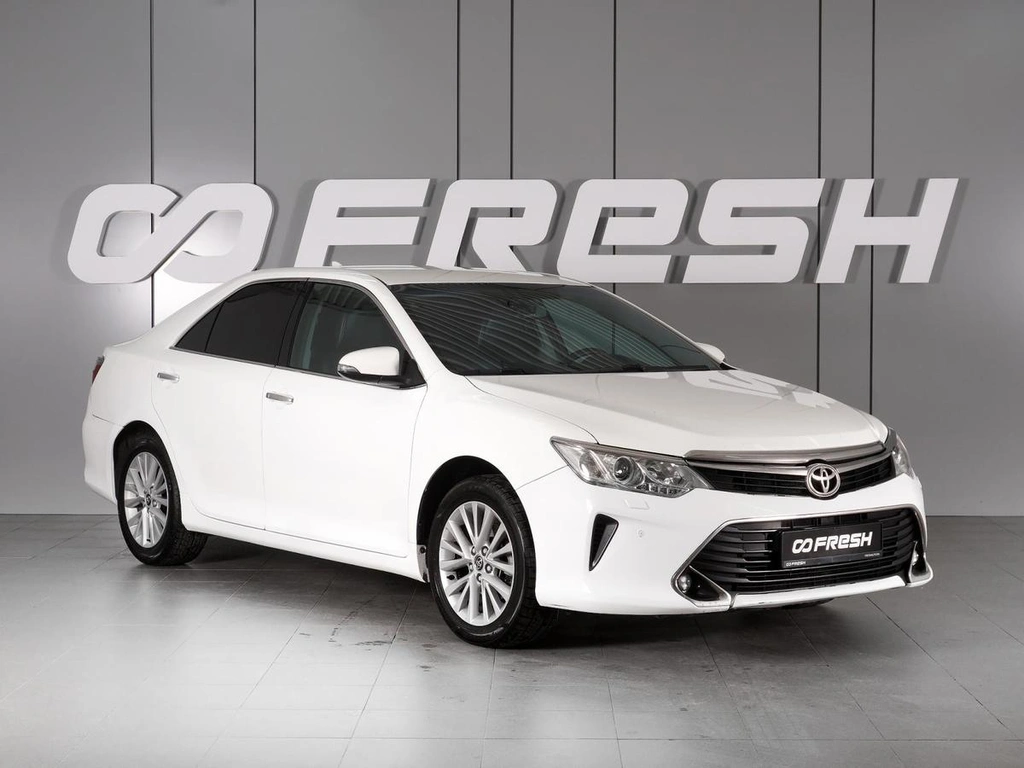 Седан Toyota Camry 2016 года, 1998000 рублей, Минеральные Воды
