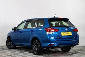 Универсал Toyota Corolla Fielder 2016 года, 1339000 рублей, Сургут