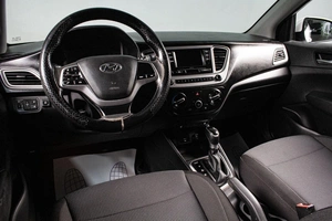 Седан Hyundai Solaris 2020 года, 1199000 рублей, Сургут
