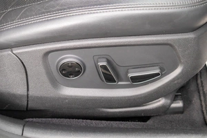 Седан Hyundai Genesis 2017 года, 1749000 рублей, Барнаул