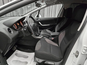 Хетчбэк Peugeot 308 2012 года, 549000 рублей, Красноярск