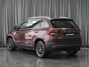 Внедорожник Skoda Karoq 2020 года, 2499000 рублей, Тюмень