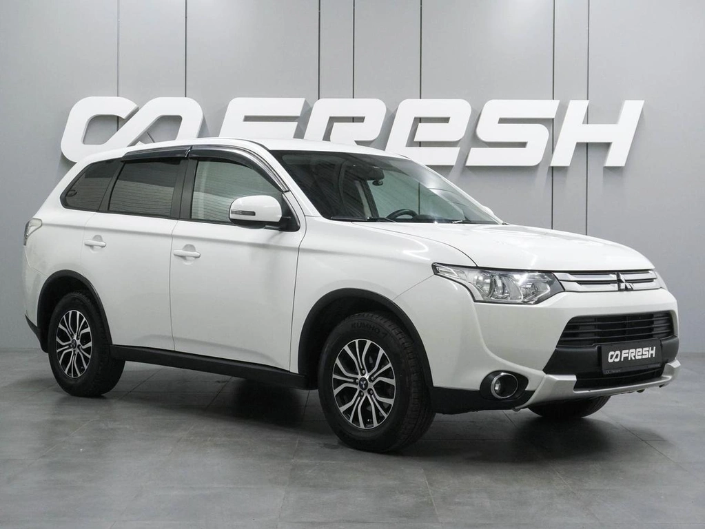 Внедорожник Mitsubishi Outlander 2014 года, 1449000 рублей, Воронеж
