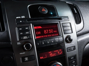 Седан Kia Cerato 2010 года, 860000 рублей, Волгоград