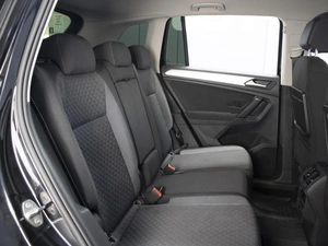 Внедорожник Volkswagen Tiguan 2020 года, 2600000 рублей, Омск