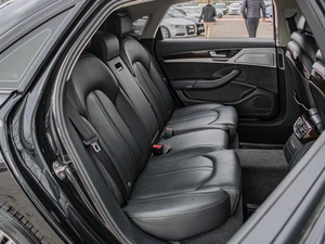 Седан Audi A8 2015 года, 1960000 рублей, Краснодар