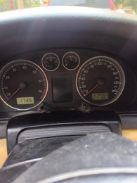 Седан Volkswagen Passat 2003 года, 299000 рублей, Красноярск