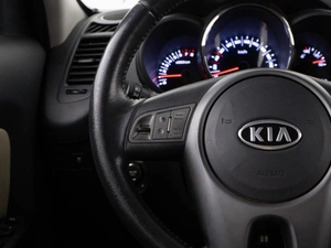Хетчбэк Kia Soul 2010 года, 835055 рублей, Москва