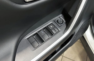 Внедорожник Toyota RAV4 2025 года, 3997000 рублей, Красноярск