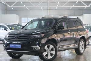 Внедорожник Toyota Highlander 2013 года, 2499000 рублей, Омск