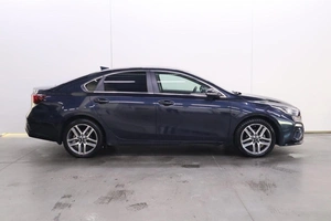 Седан Kia Cerato 2019 года, 1895000 рублей, Брянск