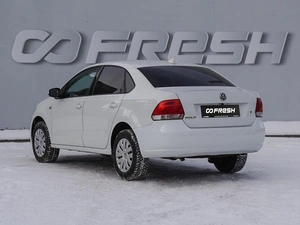 Седан Volkswagen Polo 2013 года, 910000 рублей, Волгоград
