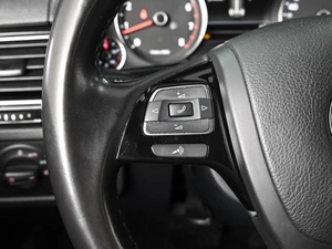 Внедорожник Volkswagen Touareg 2013 года, 2177000 рублей, Ставрополь