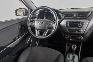 Седан Kia Rio 2013 года, 699000 рублей, Пермь