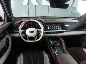 Внедорожник Geely Monjaro 2023 года, 3050000 рублей, Красный Пахарь