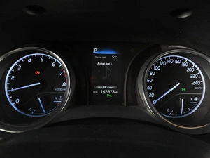 Седан Toyota Camry 2019 года, 1939000 рублей, Аксай