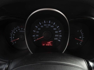 Седан Kia Rio 2015 года, 939000 рублей, Саратов