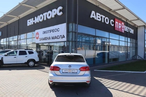 Седан Volkswagen Jetta 2013 года, 1100000 рублей, Мирное