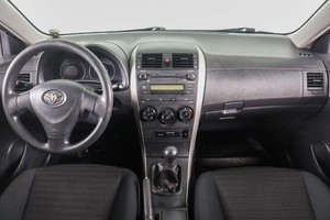 Седан Toyota Corolla 2008 года, 889000 рублей, Пермь