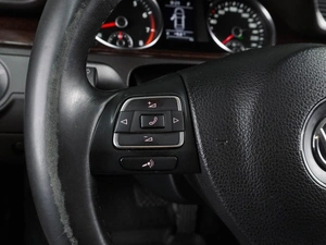 Седан Volkswagen Passat 2011 года, 1250000 рублей, Воронеж