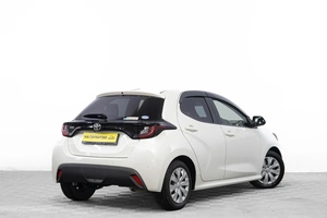 Хетчбэк Toyota Yaris 2020 года, 1289000 рублей, Барнаул