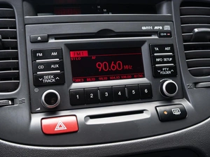 Хетчбэк Kia Rio 2011 года, 750000 рублей, Краснодар