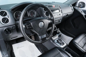 Внедорожник Volkswagen Tiguan 2009 года, 1059000 рублей, Челябинск