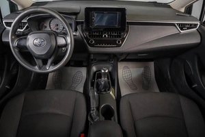 Седан Toyota Corolla 2019 года, 1819000 рублей, Тюмень