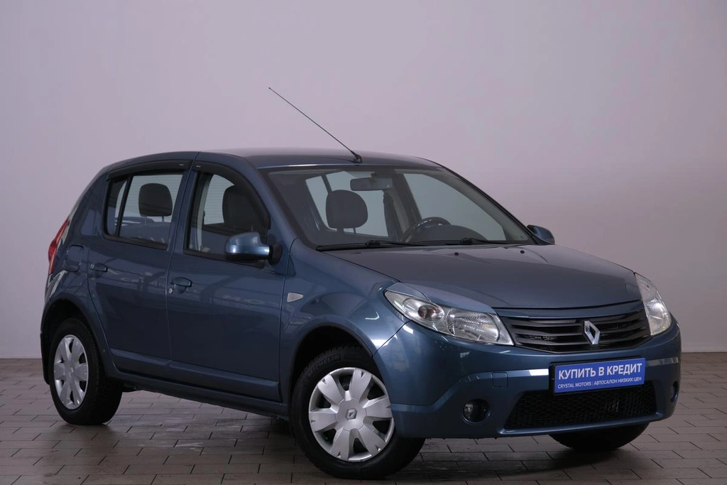 Хетчбэк Renault Sandero 2011 года, 599000 рублей, Омск